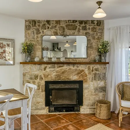 Ca La Yaya Holiday home Llanca